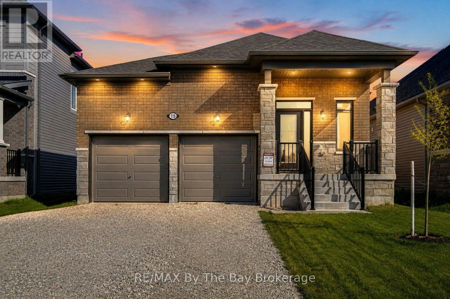 15 Union Boulevard, Wasaga Beach, ON, L9Z 0M6