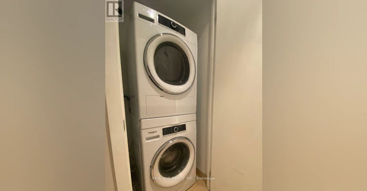 210-3 Market Street, Toronto, ON, M5E 0A3 - 22