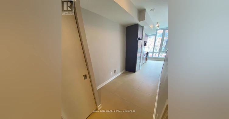 210-3 Market Street, Toronto, ON, M5E 0A3 - 4
