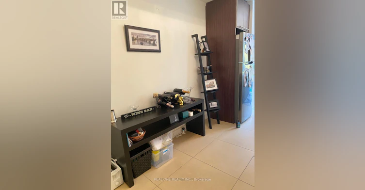 210-3 Market Street, Toronto, ON, M5E 0A3 - 8