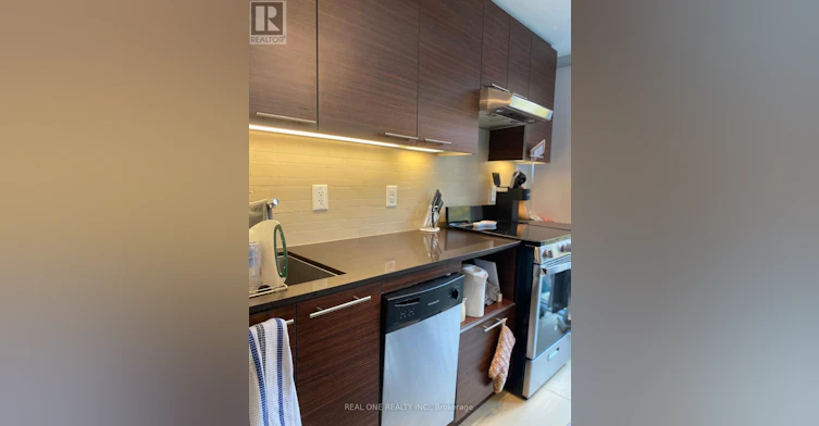 210-3 Market Street, Toronto, ON, M5E 0A3 - 10