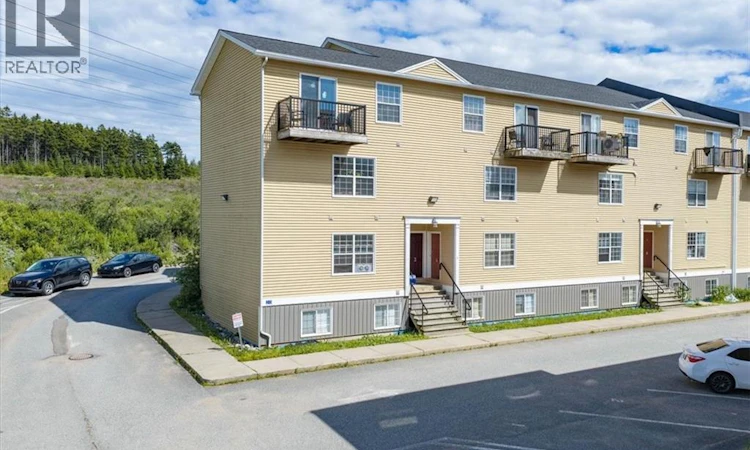 2-20 Woodhollow Park