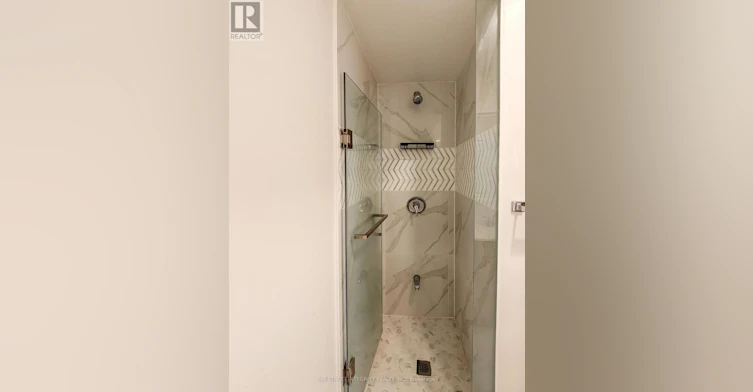 LOWER-598 Crawford Street, Toronto, ON, M6G 3K2 - 11