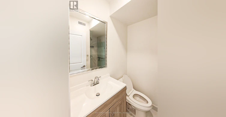 LOWER-598 Crawford Street, Toronto, ON, M6G 3K2 - 10