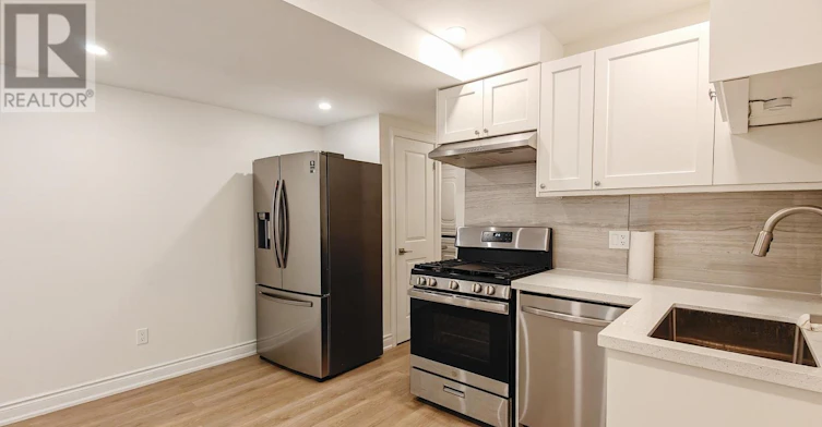 LOWER-598 Crawford Street, Toronto, ON, M6G 3K2 - 2