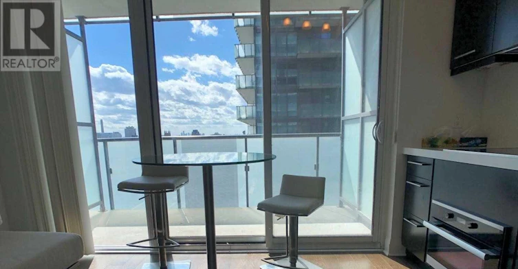 707-1080 Bay Street, Toronto, ON, M5S 0A5 - 5