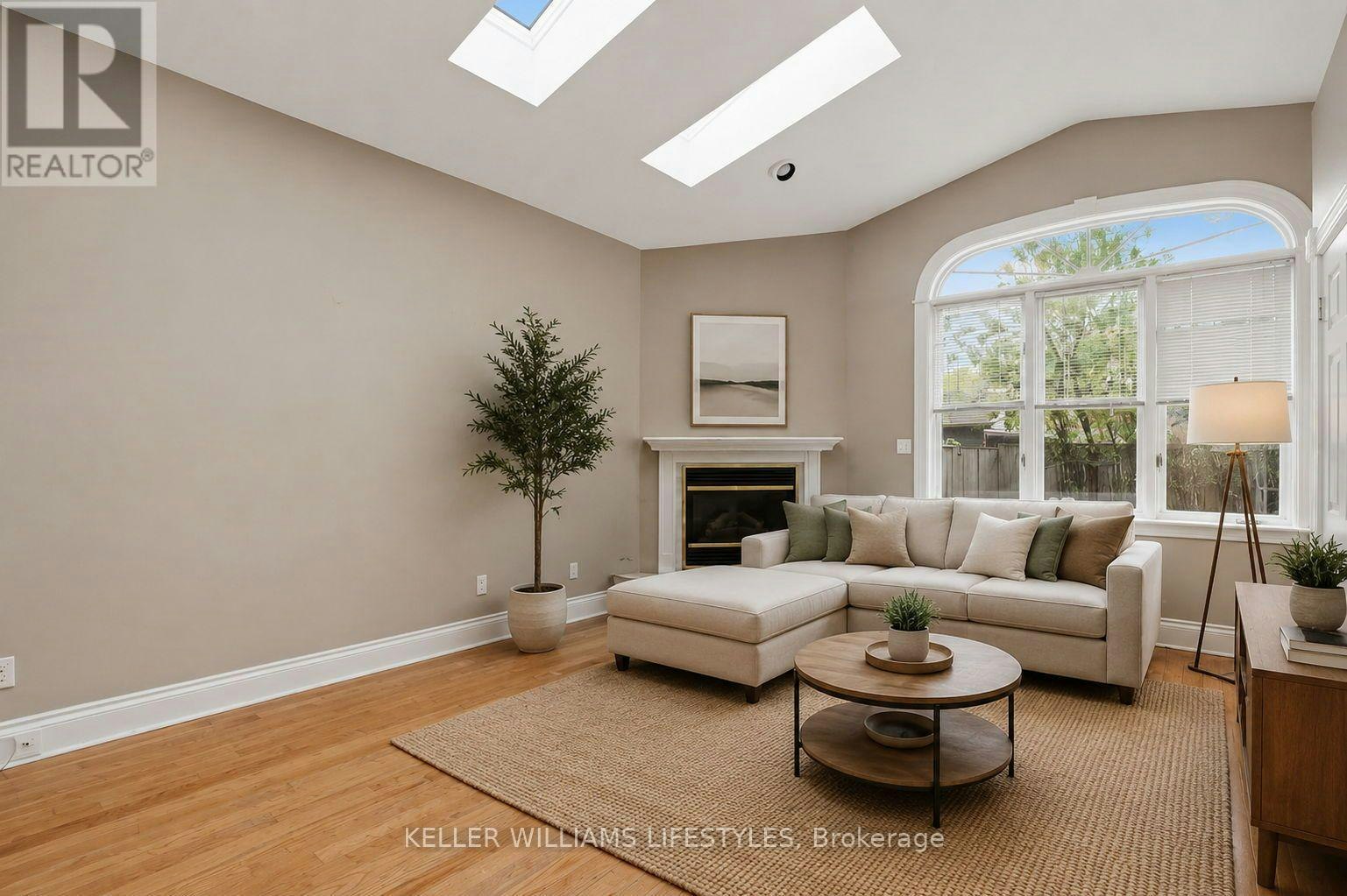 303 Pall Mall Street, London, ON, N6B 2G8 - 8