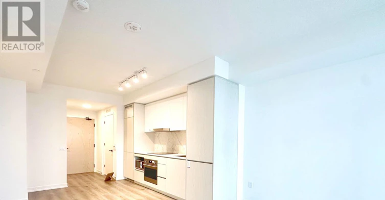 4102-28 Interchange Way, Vaughan, ON, L4K 0P8 - 7