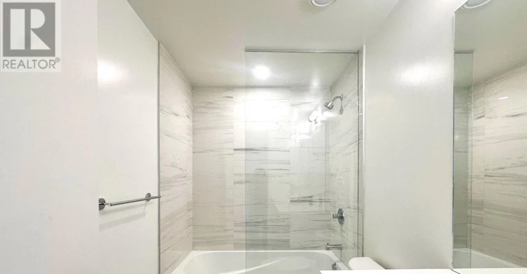 4102-28 Interchange Way, Vaughan, ON, L4K 0P8 - 9
