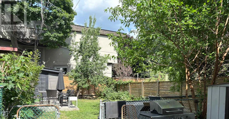 UPPER-53 Highview Crescent, Toronto, ON, M6H 2Y3 - 12