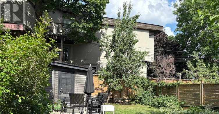 UPPER-53 Highview Crescent, Toronto, ON, M6H 2Y3 - 13