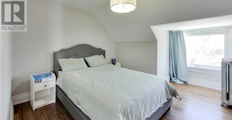 UPPER-53 Highview Crescent, Toronto, ON, M6H 2Y3 - 10