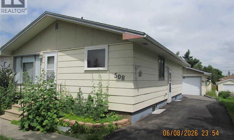 508 6th Avenue W