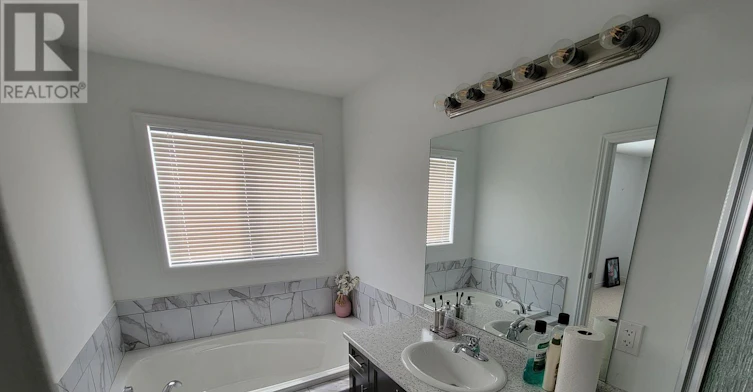 204 Dalgleish Trail, Hamilton, ON, L0R 1P0 - 7