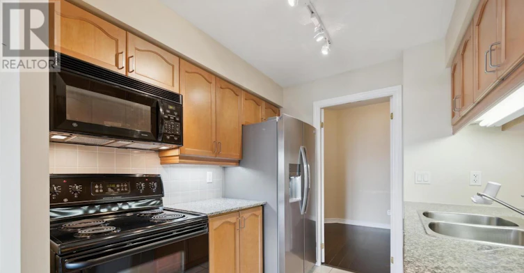 804-40 Old Mill Road, Oakville, ON, L6J 7W2 - 13