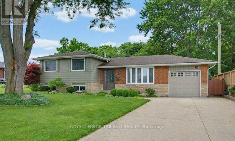 5 Warren Crescent