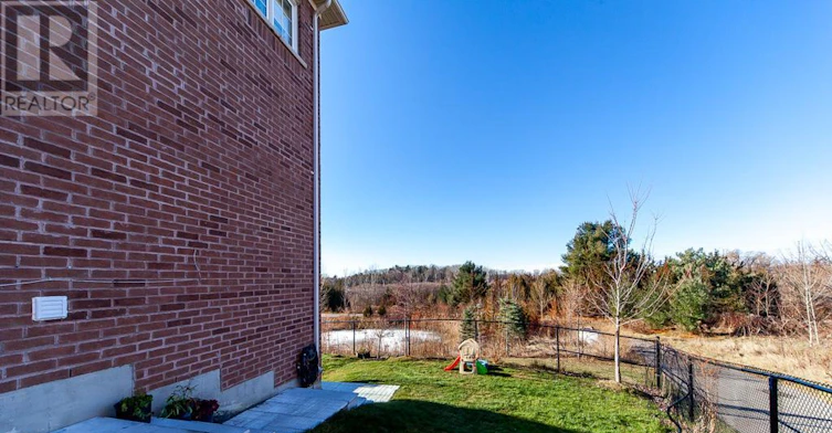 BSMT-2412 Moonlight Crescent, Pickering, ON, L1V 2P8 - 2