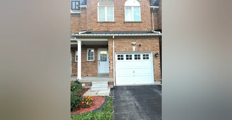 MAIN FLOOR-32 Dooley Crescent, Ajax, ON, L1T 4J4