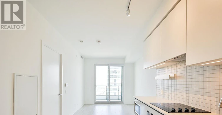 5910-950 Portage Parkway, Vaughan, ON, L4K 0J7 - 5