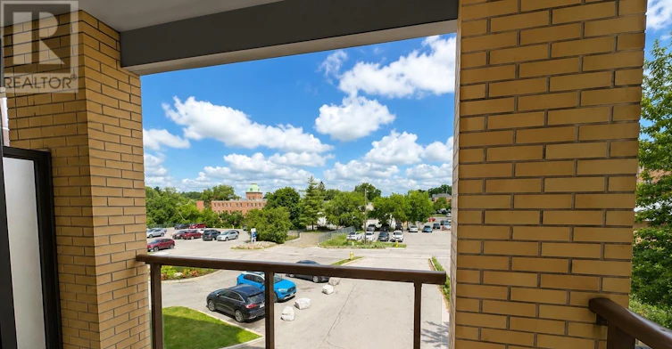 233-68 Main Street N, Markham, ON, L3P 0N5 - 5