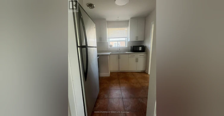 UPPER-75 Mcmurchy Avenue S, Brampton, ON, L6Y 1Y7 - 4