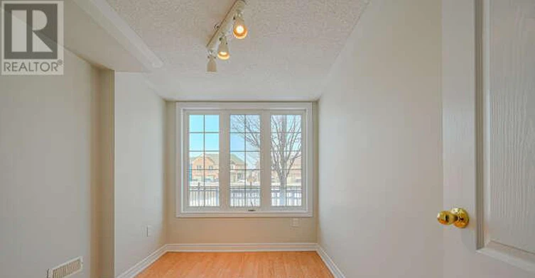 45 Peach Drive, Brampton, ON, L6R 0W6 - 7