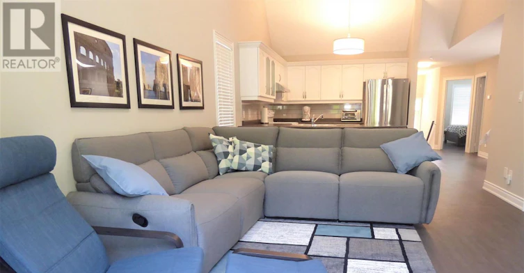 23 Green Briar Drive, Collingwood, ON, L9Y 5H9 - 17