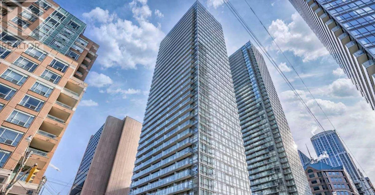 3105-37 Grosvenor Street, Toronto, ON, M4Y 3G5