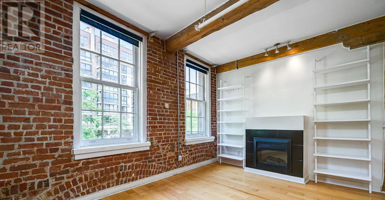 210 81a Front Street E, Toronto, ON, M5E 1B8 - 5