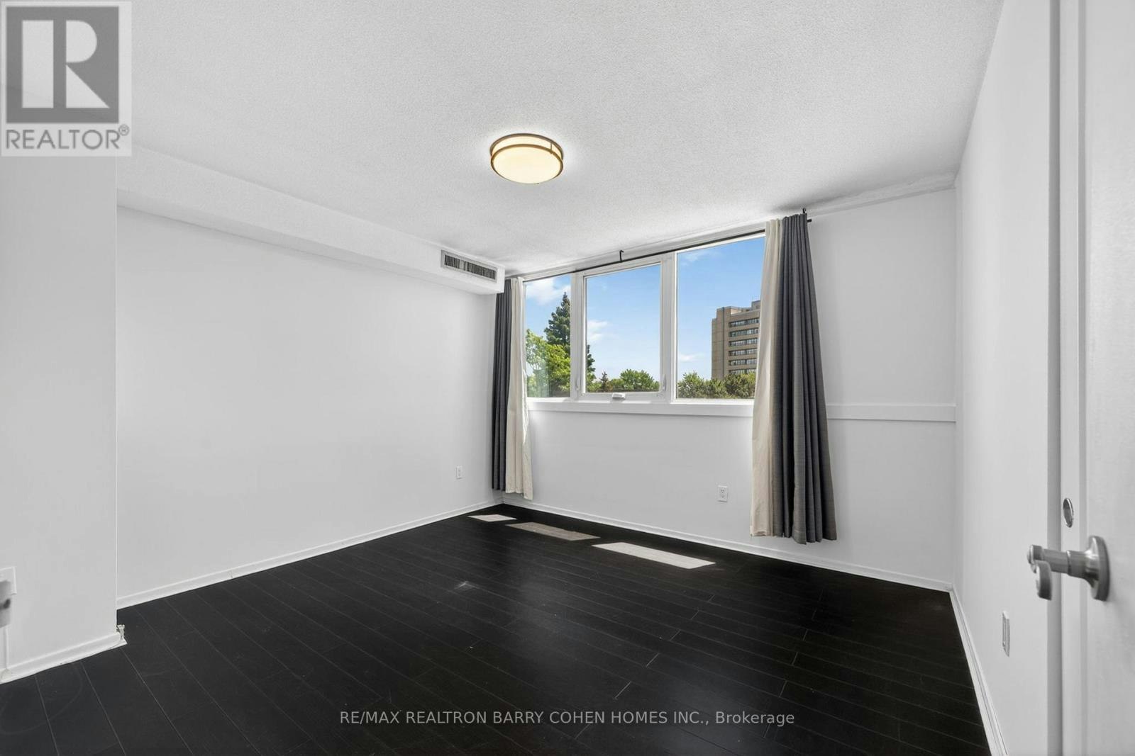 304-150 Neptune Drive, Toronto, ON, M6A 2Y9 - 20