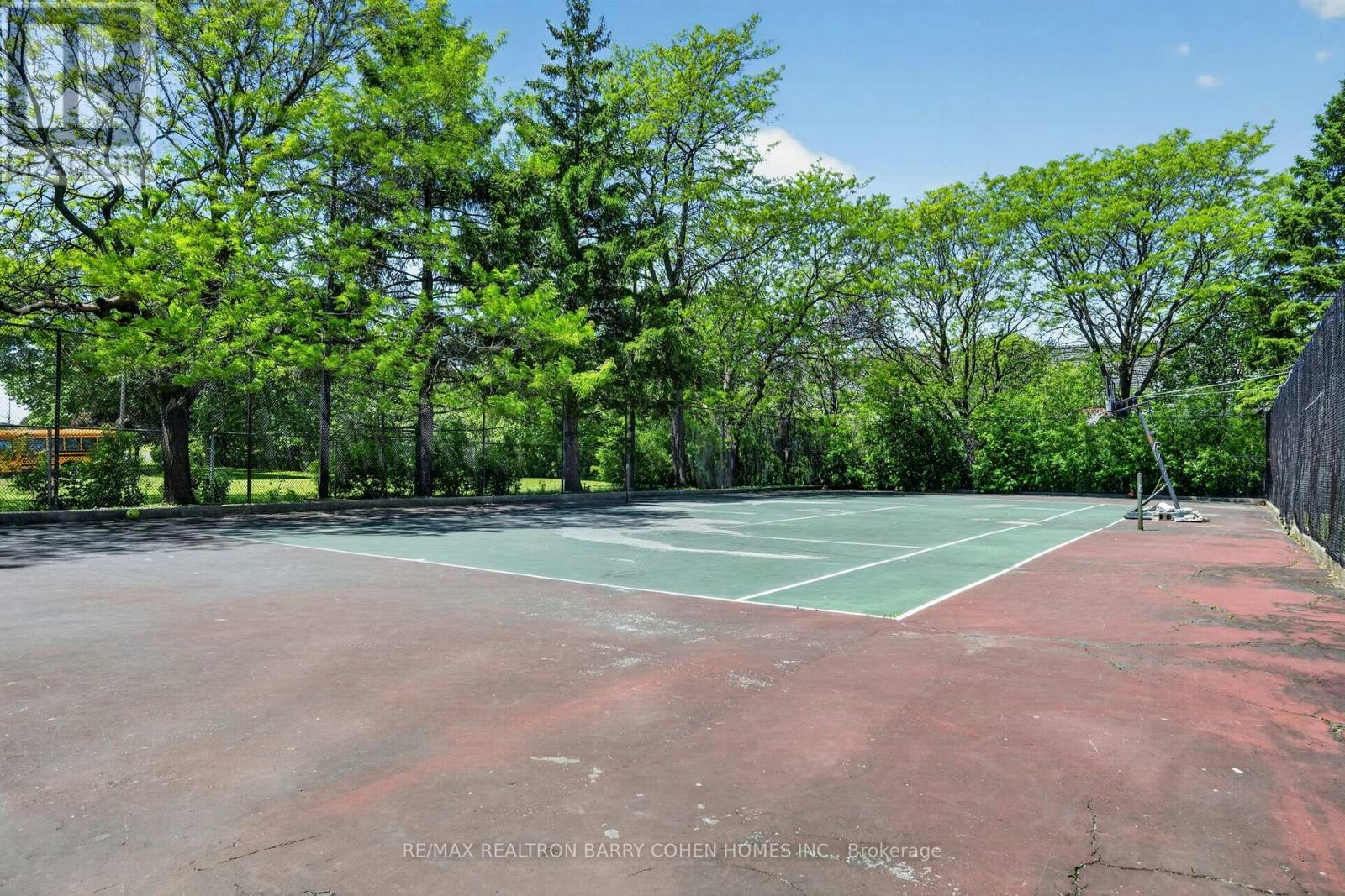 304-150 Neptune Drive, Toronto, ON, M6A 2Y9 - 25