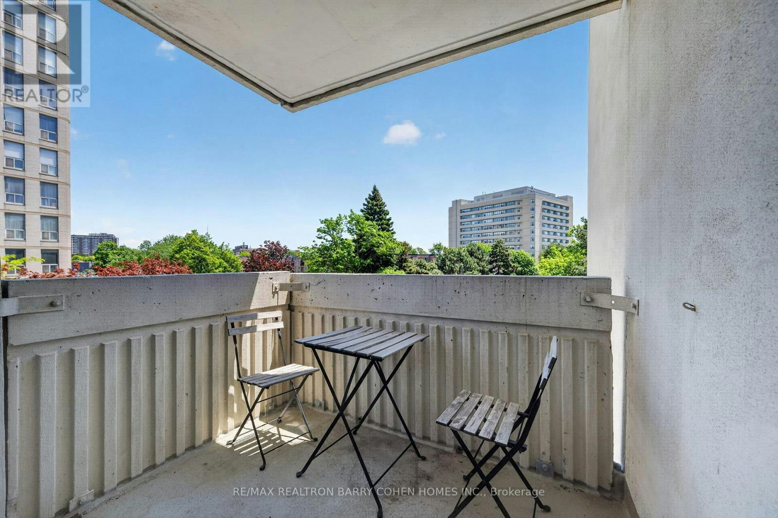 304-150 Neptune Drive, Toronto, ON, M6A 2Y9 - 18