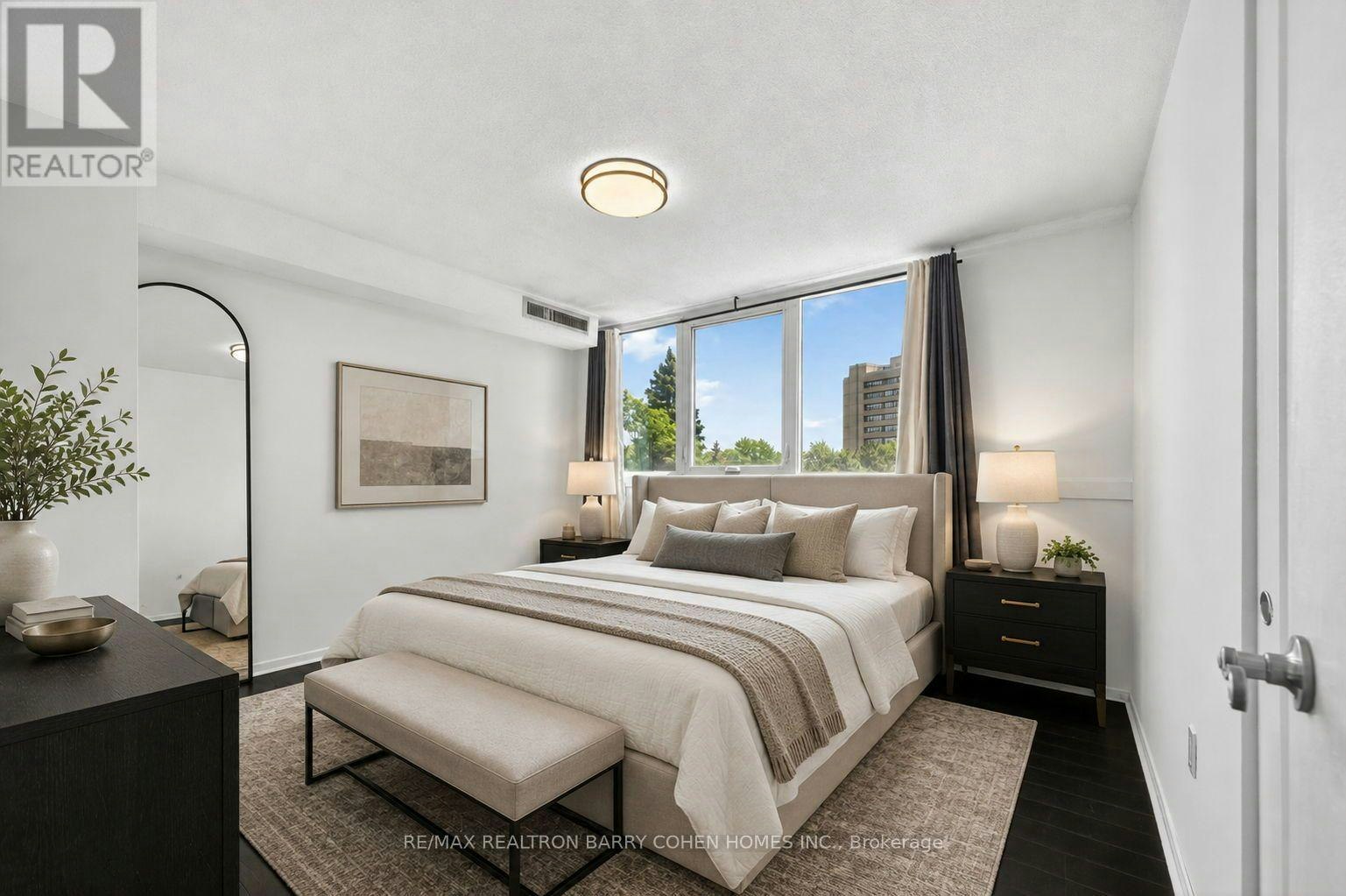 304-150 Neptune Drive, Toronto, ON, M6A 2Y9 - 19