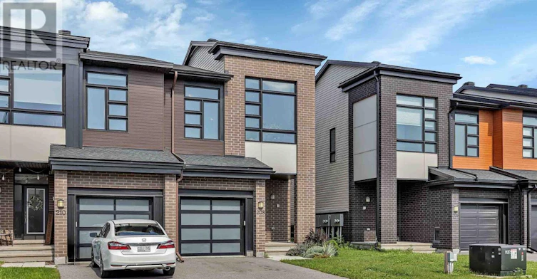 208 Big Dipper Street E, Ottawa, ON, K4M 0K5 - 2
