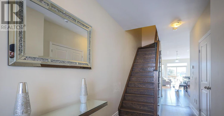 27 Hogan Manor Drive, Brampton, ON, L7A 4V3 - 7
