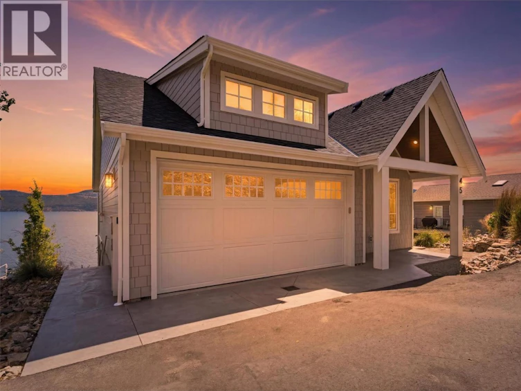 45 Nerie Road, West Kelowna, BC, V1H 2E4