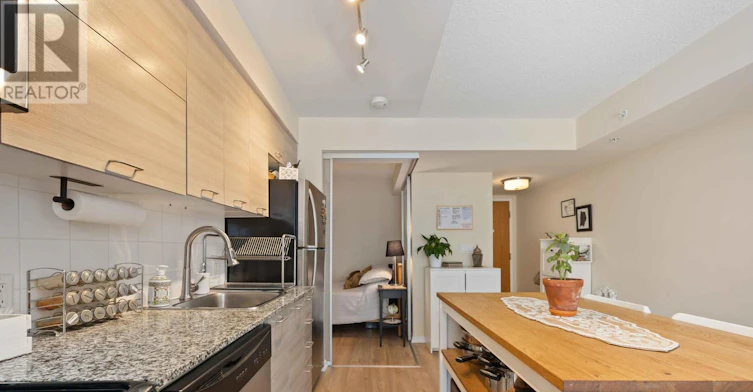 1305-20 Joe Shuster Way, Toronto, ON, M6K 0A3 - 14