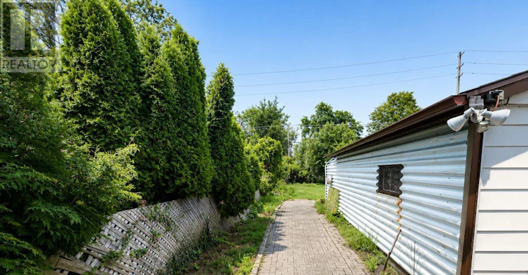 238 Burnside Drive, London, ON, N5V 1B9 - 12