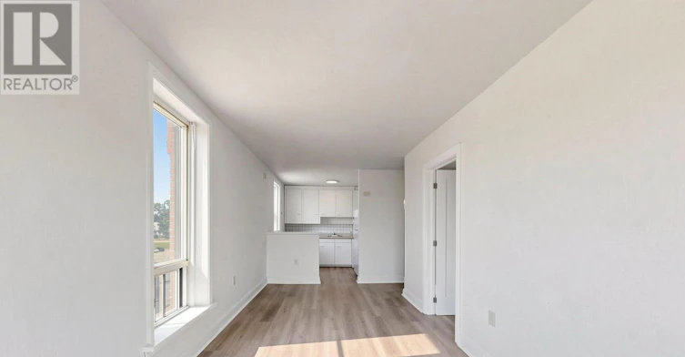 3-18 Brock Street W, Uxbridge, ON, L9P 1P1 - 12