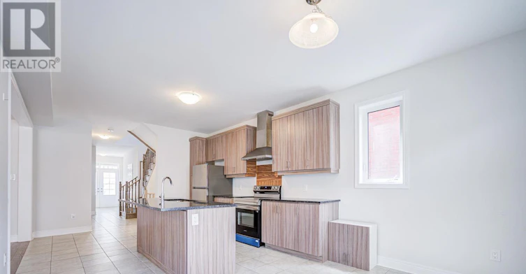 8 Nigh Drive, Markham, ON, L3S 0G4 - 7