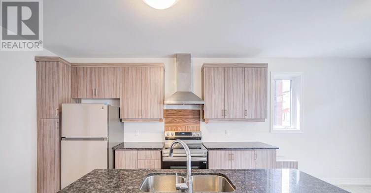 8 Nigh Drive, Markham, ON, L3S 0G4 - 8