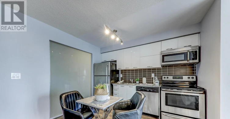 722-38 Joe Shuster Way, Toronto, ON, M6K 0A5 - 10