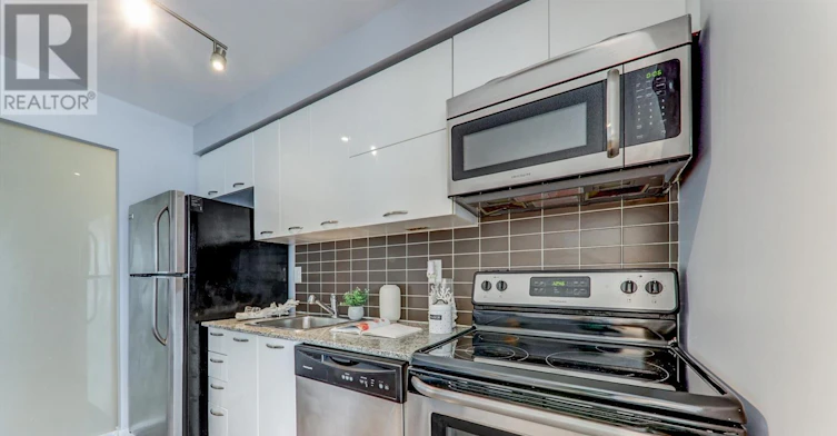 722-38 Joe Shuster Way, Toronto, ON, M6K 0A5 - 11