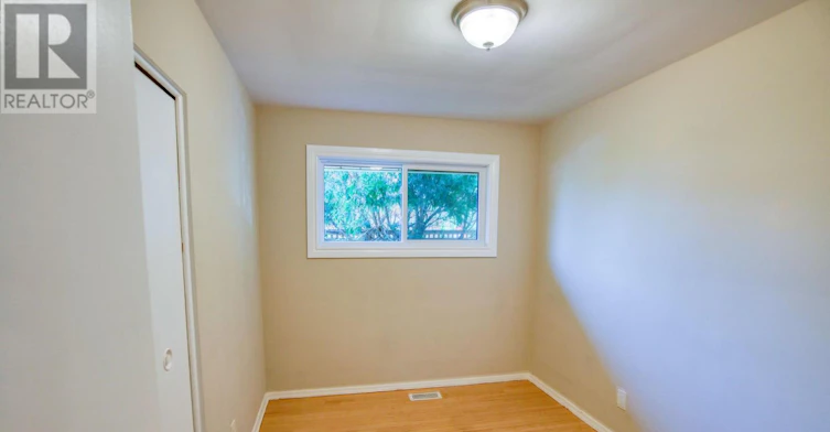 781 Dickens Avenue, Ottawa, ON, K1G 2X9 - 16