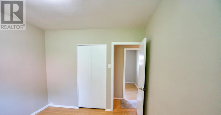 781 Dickens Avenue, Ottawa, ON, K1G 2X9 - 13