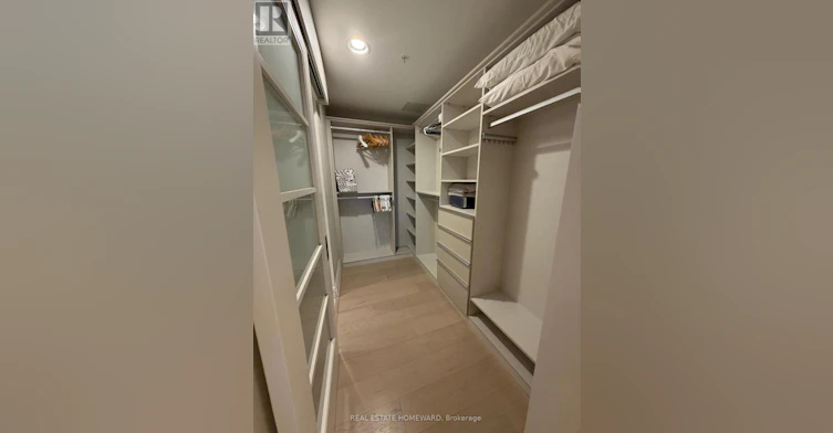4803-180 University Avenue, Toronto, ON, M5H 0A2 - 9
