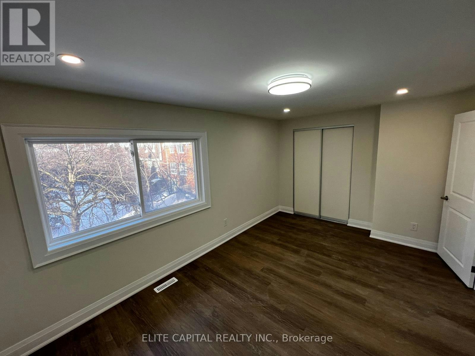 7 Ursa Star Way, Toronto, ON, M2J 1N9 - 9