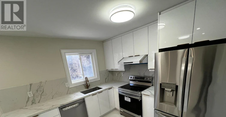 7 Ursa Star Way, Toronto, ON, M2J 1N9 - 4