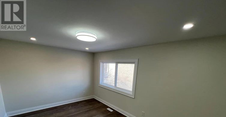 7 Ursa Star Way, Toronto, ON, M2J 1N9 - 10