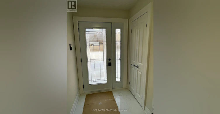 7 Ursa Star Way, Toronto, ON, M2J 1N9 - 2